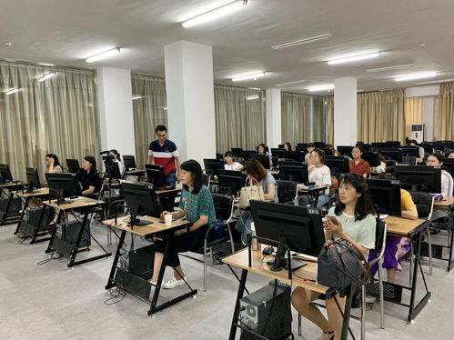 服務(wù)于計(jì)算機(jī)輔助翻譯的英漢科技術(shù)語自動抽取研究學(xué)術(shù)講座